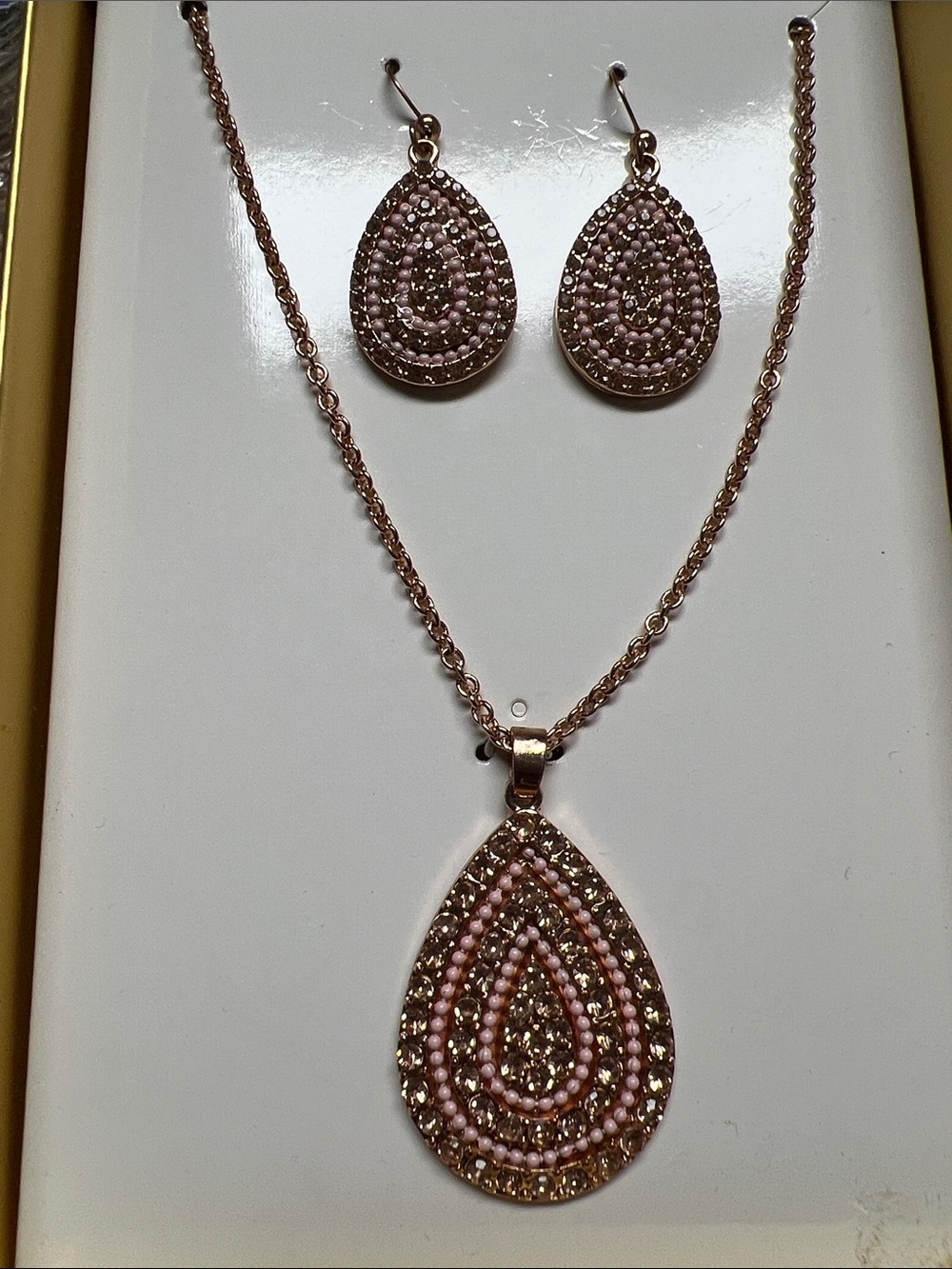 3/$18 Rose Gold Teardrop Necklace and Earring Set with Pink Accents Lot 2171